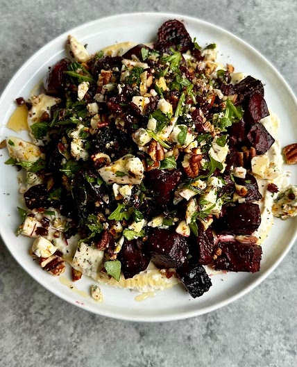 Honey roasted Beet salad with Gorgonzola Arugula Crumble 
