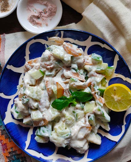 Creamy Cucumber Onion Salad With Tzatziki (No Cream Easy Recipe)