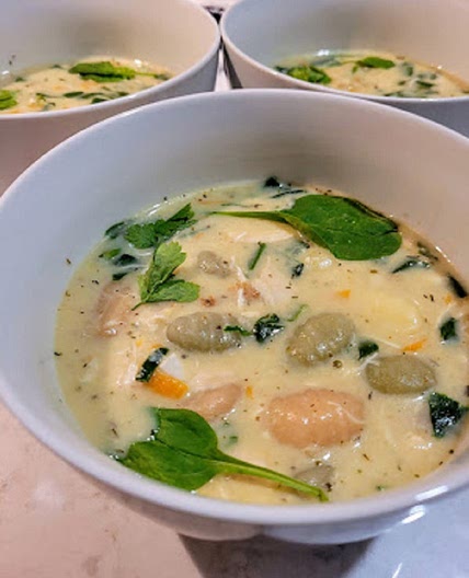 Chicken Spinach Gnocchi Soup