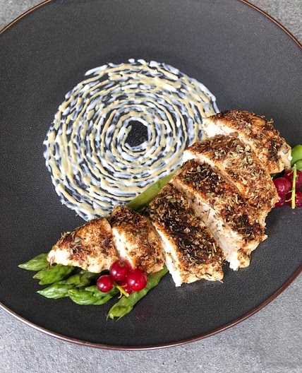 Crispy Chicken Breast with Asparagus