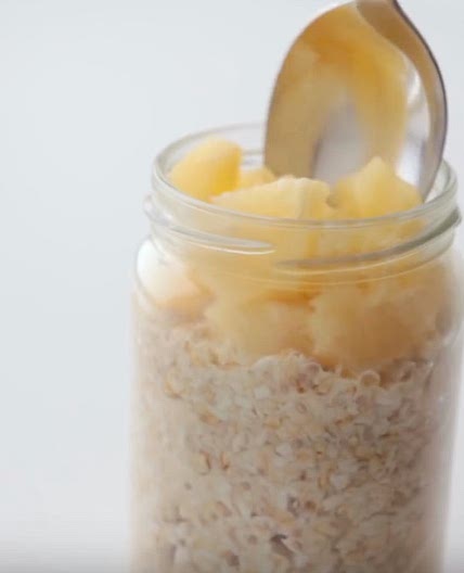 Pina Colada Overnight Oats — MINA ROME