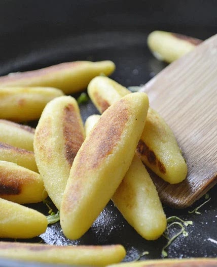 Kartoffelnudeln mit Pilzsoße
