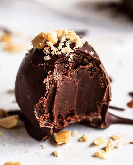 No-Bake Chocolate Peanut Butter Truffles