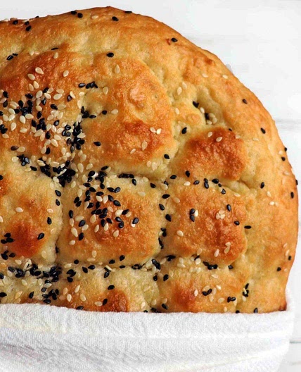 Turkish Pide Bread (Ramazan Pidesi)
