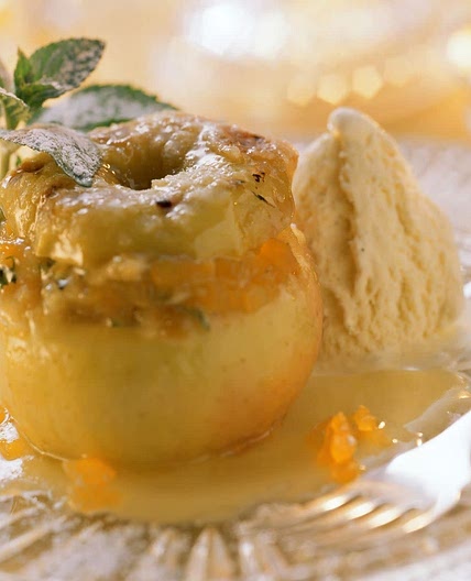Bratäpfel mit Nussmantel