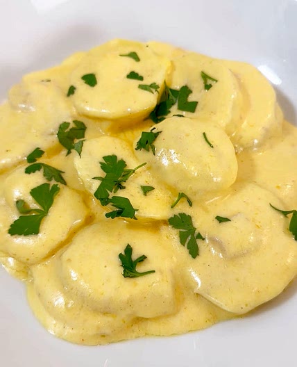 CREAMY POTATOES