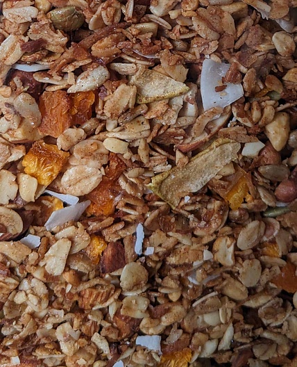 Apricot and pear granola 19/12