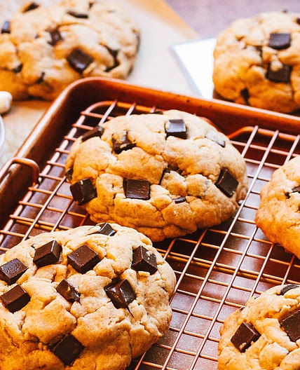 Browned Butter Chocolate Chip S’more Cookies