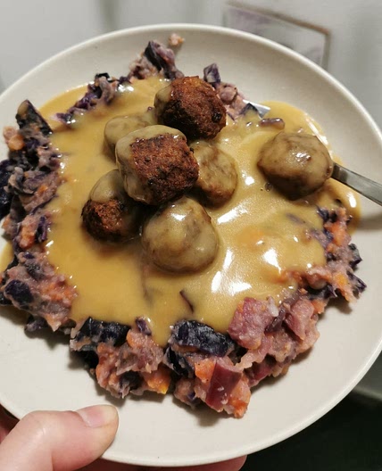 Autumnal one-dish stamppot