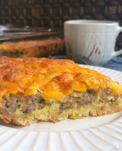 Easy Sausage Breakfast Casserole (4 Ingredients!)