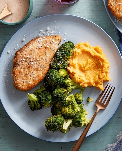 Parmesan-Crusted Chicken with Mashed Sweet Potatoes & Roasted Broccoli