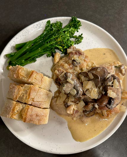 Chicken Thighs with Mushroom Cream Pan Sauce