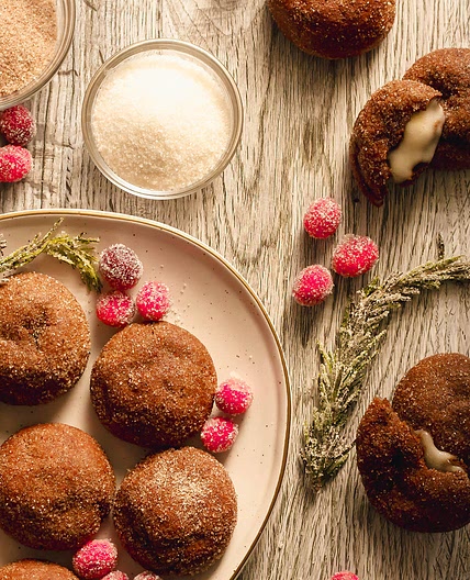 Gingerbread Cheesecake Cookies