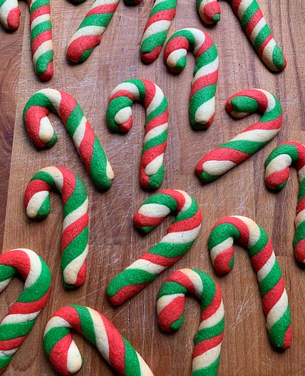 Candy cane cookies 🎁