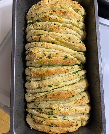 Sourdough Discard Pull Apart Garlic Bread