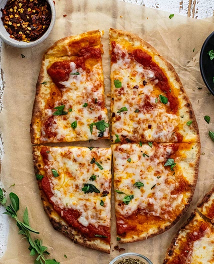 10-Minute Naan Pizza