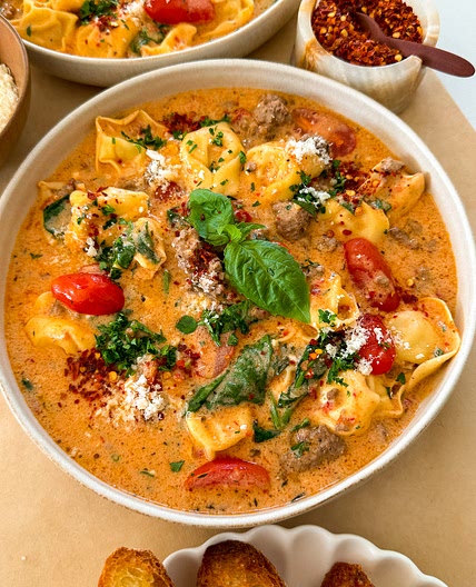 TORTELLINI SOUP