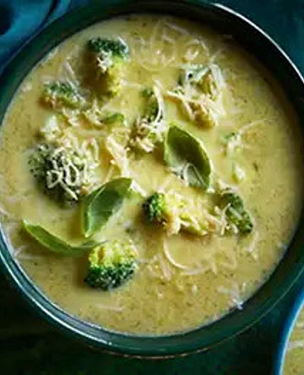 Cheesy broccoli soup