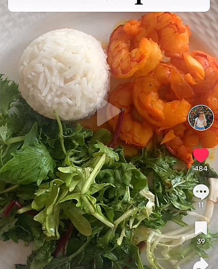 mozambique-style prawns