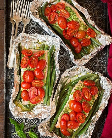 Pesto Salmon and green beans in Foil