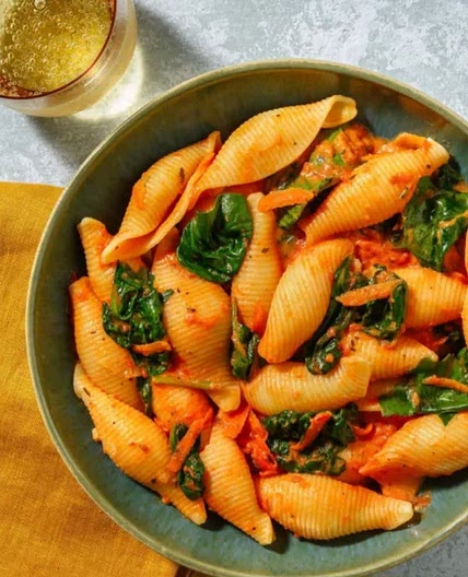 Conchiglie in cremiger Gemüse-Pesto-Soße