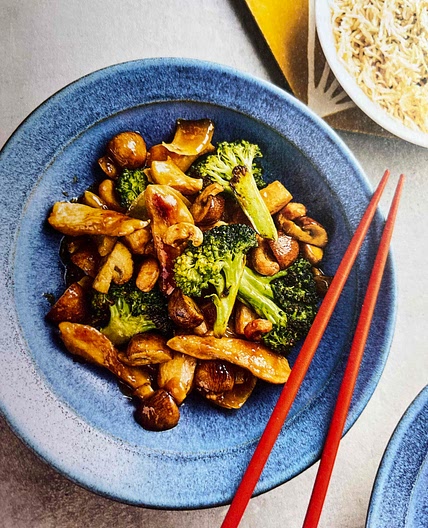 PON - Chicken and Cashew Nut Chicken (pg 36 Express)