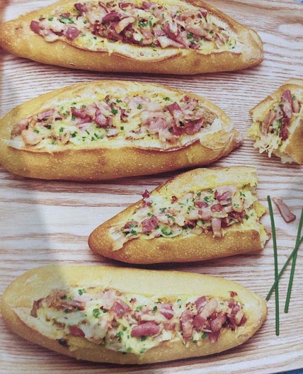 Eggs boats