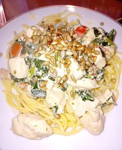 Creamy Gluten-free pasta with chicken