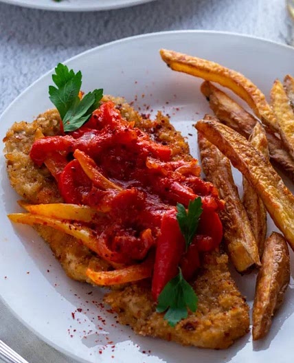 Zigeuner Schnitzel (Paprika Schnitzel)