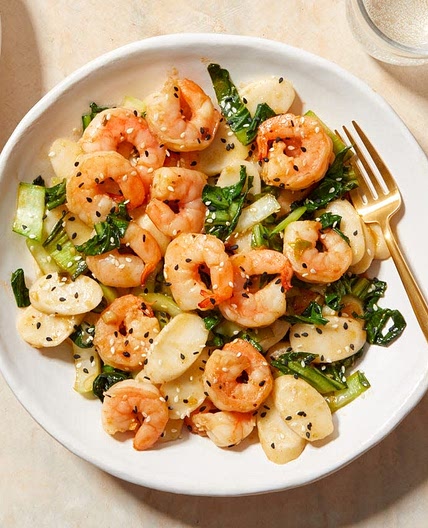 Korean-Inspired Shrimp & Rice Cakes with Bok Choy
