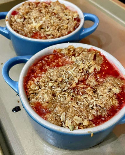 Rhubarb Crisp