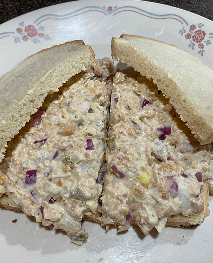 Chickpea salad sandwich