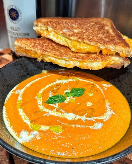 Roasted tomato soup and a classic grilled