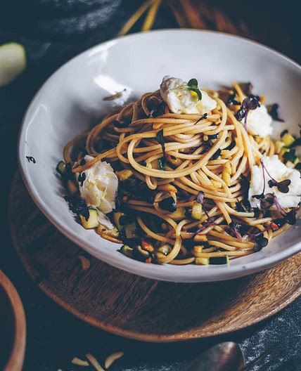 Spaghetti mit Balsamico-Honig-Ziegenkäse-Sauce