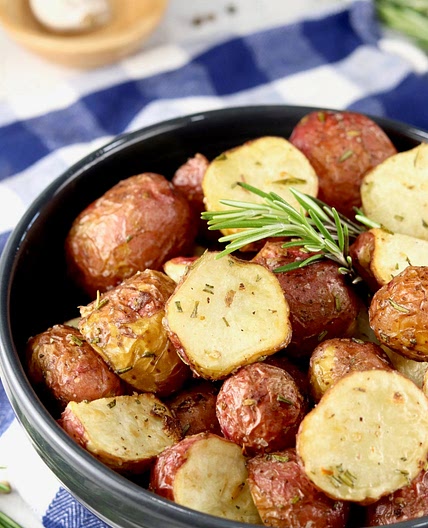 Air Fryer Roasted Potatoes