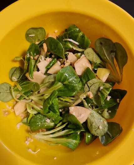 Apfel-Parmesan-Feldsalat