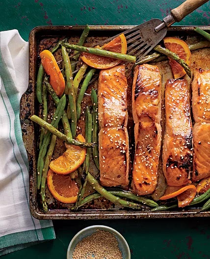 Honey-Soy-Glazed Salmon With Veggies And Oranges