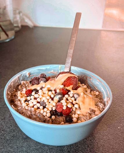 CHOCO BERRY OATS