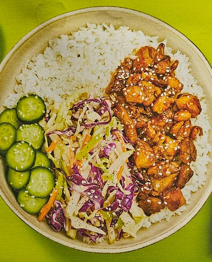 Sweet chili chicken rice bowls