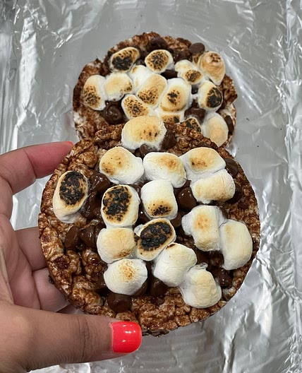 Rice cake s’mores 