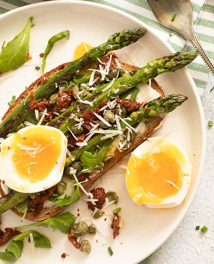 Eggs and Asparagus on Toast