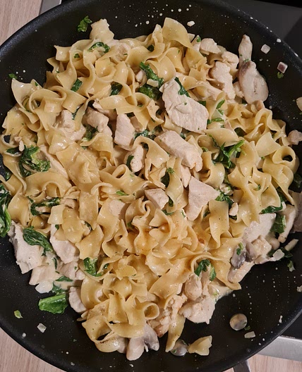 Hähnchen-Spinat-Pasta