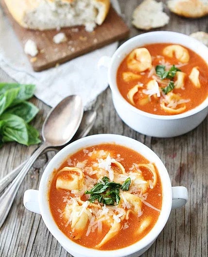 Creamy Tomato Tortellini Soup