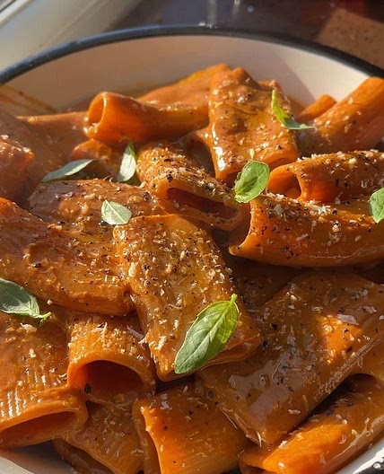 Creamy Vegan Vodka Rigatoni