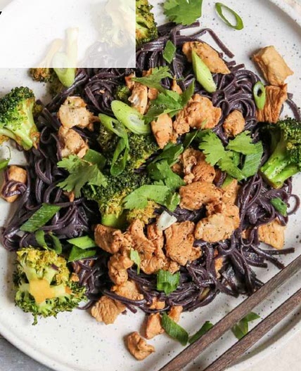 TURKEY &. BROCCOLI STIR FRY