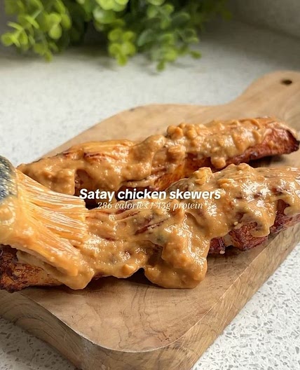 Satay chicken skewers