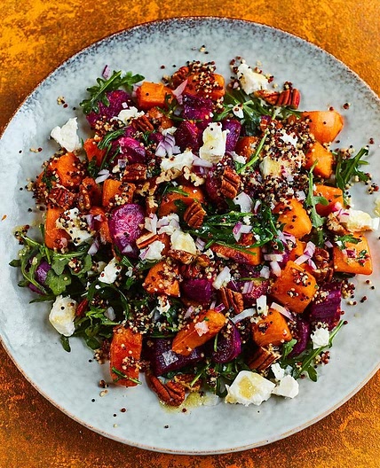 Winter cravings on a plate: Roasted sweet potato and quinoa sala
