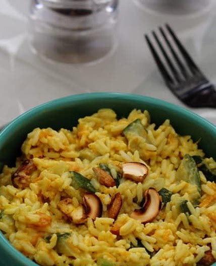 Riz au curry de légumes et noix de cajou