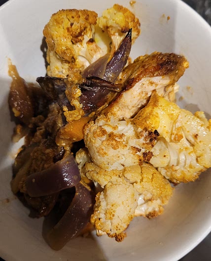 Joe Wicks curried chicken tray bake