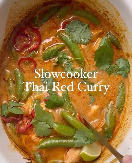 Slowcooker Thai Red Chicken Curry